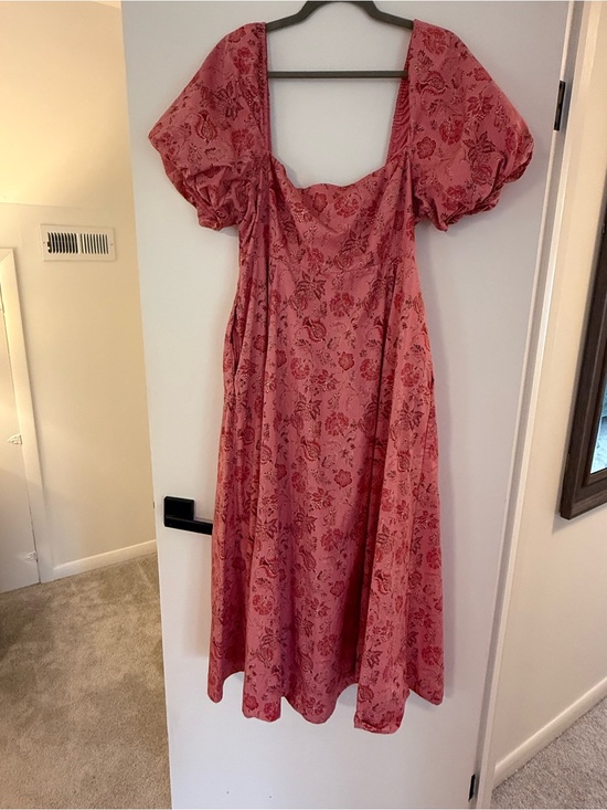 Hill House Dresses & Skirts - Hill House Rose-Red Floral V-Neck Midi Dress XXL